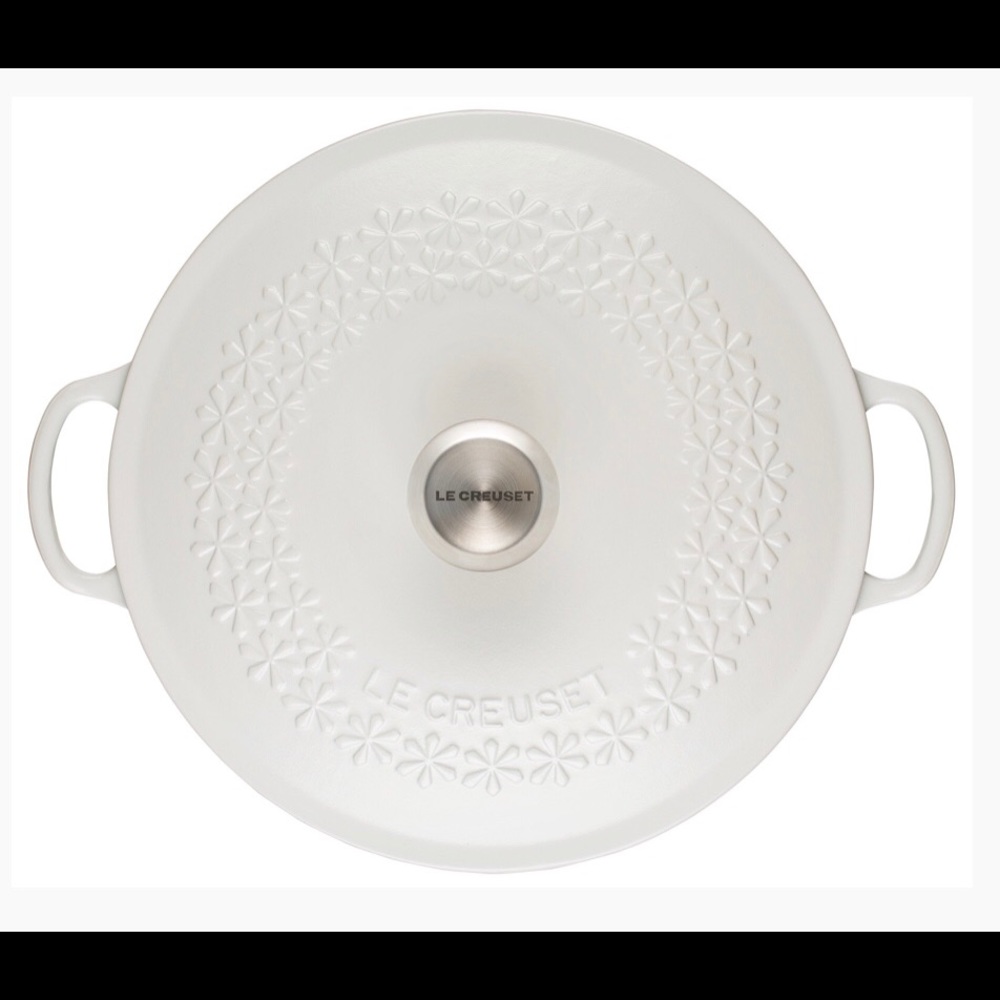 Le Creuset Fleur pot